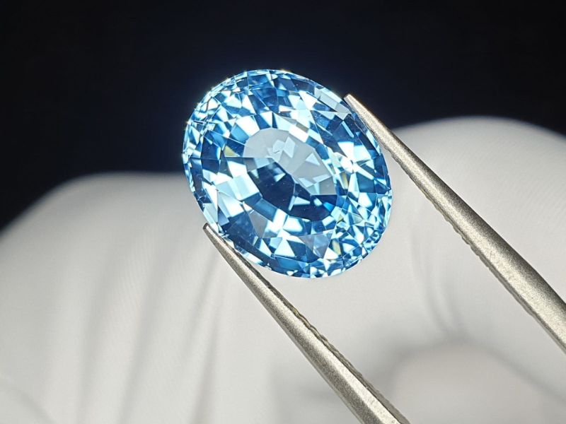 Các cách đơn giản giúp bạn kiểm tra Topaz thật hay giả