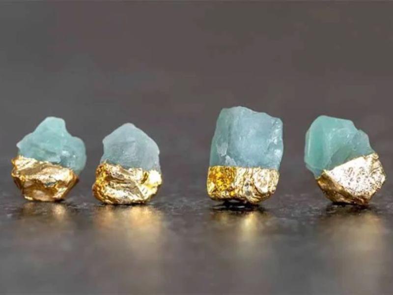 Công dụng chữa bệnh của đá Apatite  