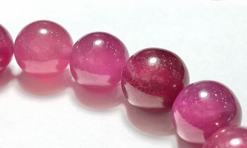 Đá Ruby tự nhiên quý hiếm, giá trị cực cao 