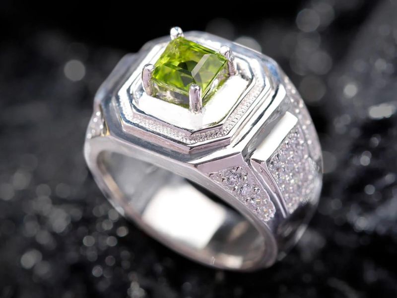 Peridot được biết đến với nhiều công dụng và lợi ích tuyệt vời