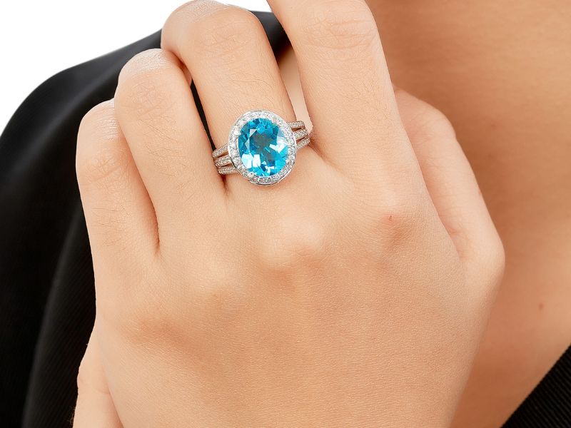 Topaz mang lại cho người sở hữu rất nhiều công năng