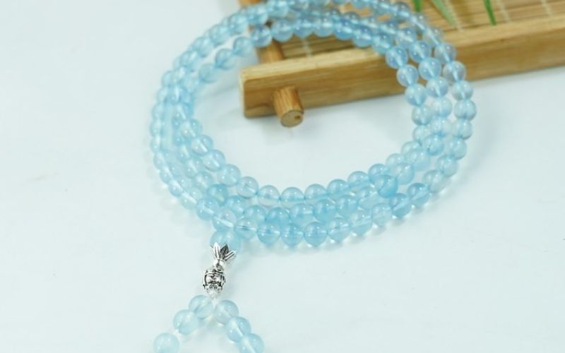 Lưu ý lựa chọn vòng tay đá tự nhiên Aquamarine với số lượng viên phù hợp