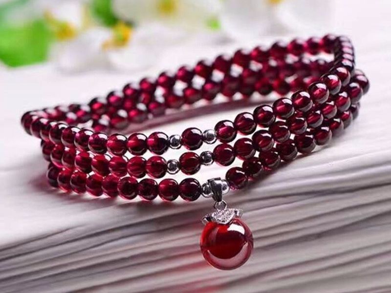 Mang loại đá Garnet đem lại nhiều công dụng cho sức khoẻ