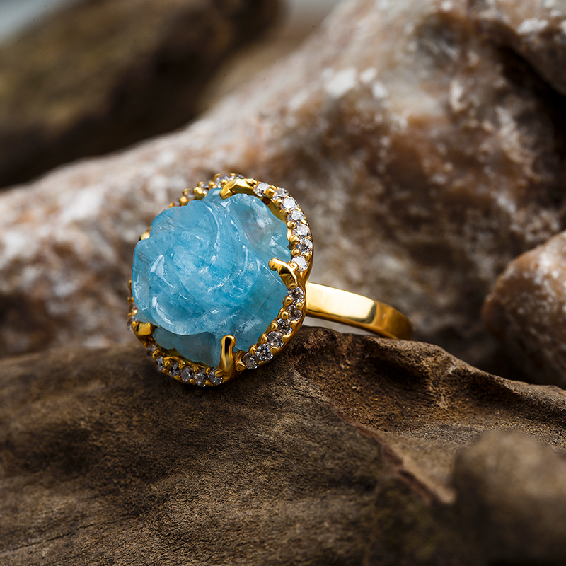 Nhẫn đã Aquamarine đem lại vẻ sang trọng