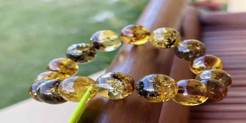 Hổ phách thật có nguồn gốc tự nhiên